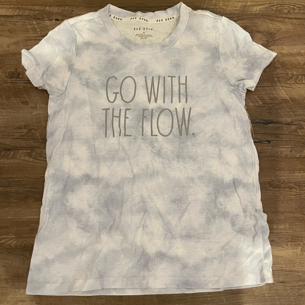 Women’s Cloudy “Go With The Flow” T-Shirt from Rae Dunn size: XS